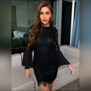 Eilly Bazar Bell Sleeve Scallop Hem Guipure Lace Dress